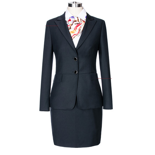 女士西服購買時的三個技巧,女士西服穿著搭配有哪些特點呢?