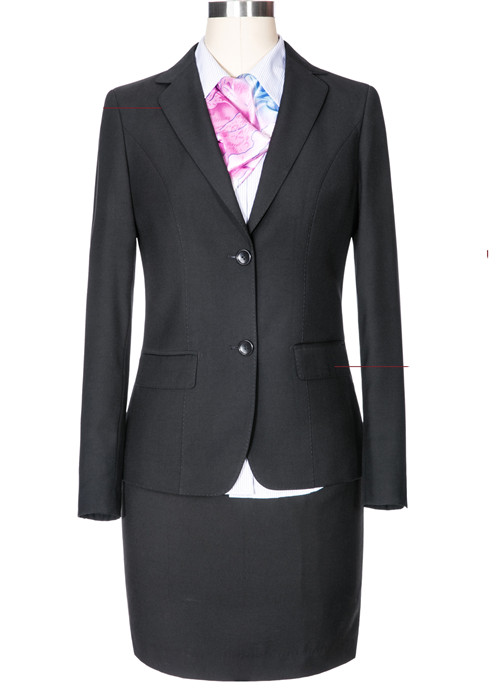 夏季定制西服為什么要選擇小西服呢?定制西服與那些好處?