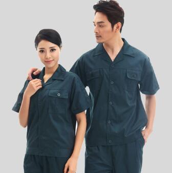 如何選擇機(jī)械廠工作服的款式和面料